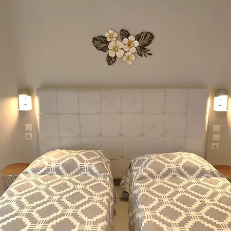 Marinos Seaside & Aparts 波罗斯