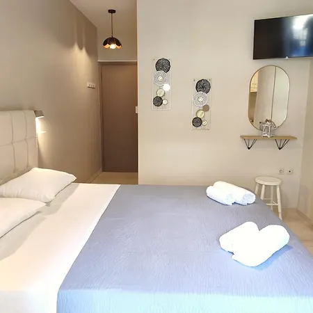 Marinos Seaside & Aparts 公寓