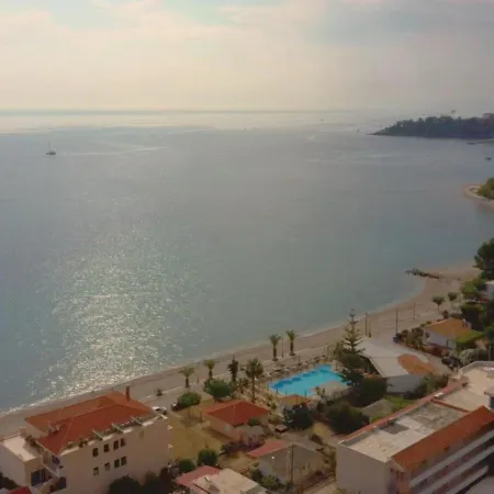 Marinos Seaside & Aparts 公寓