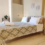 Marinos Seaside