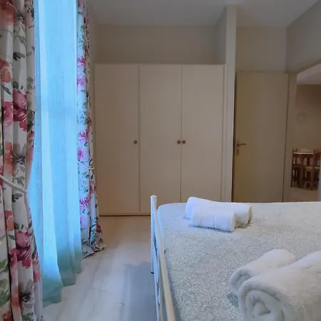 Marinos Seaside Apartment Poros (Kefalonia)