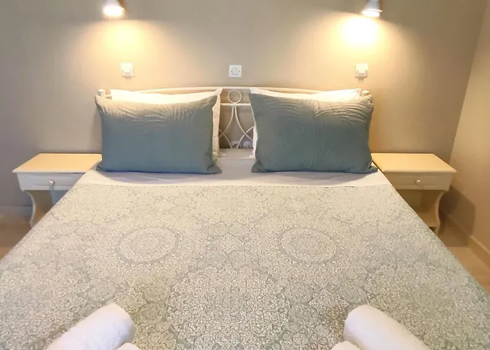 Marinos Seaside Apartman *